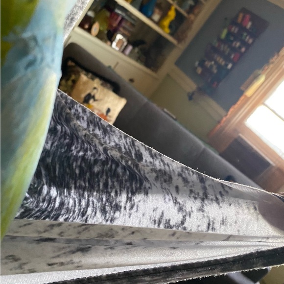 LEVI’S built strong terrain - Picture 5 of 7